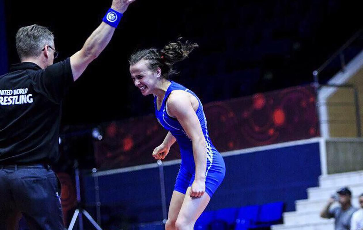 Украинка Ливач драматично выиграла золото чемпионата Европы по борьбе