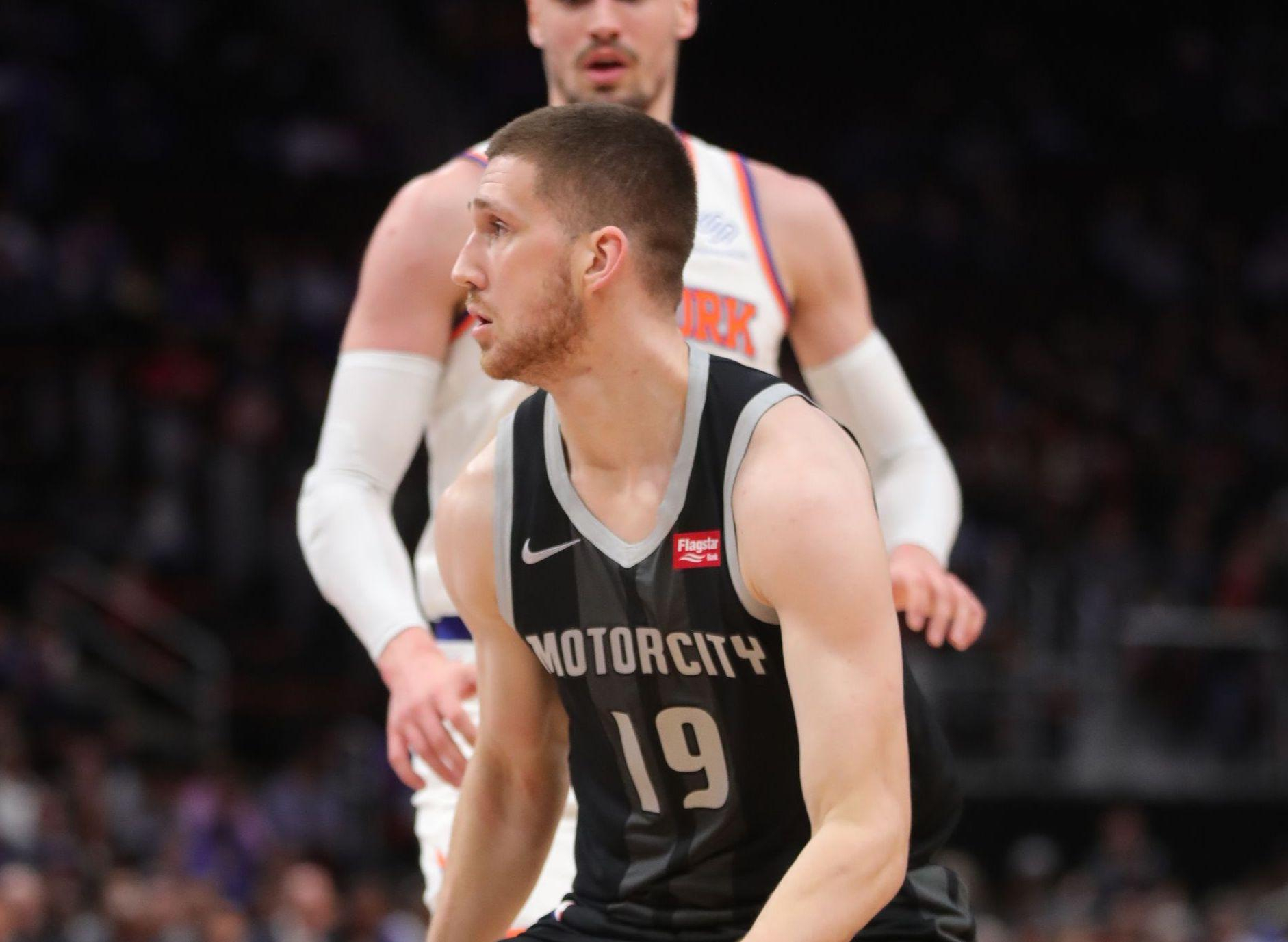 Украинская звезда НБА не сыграет до конца сезона: известна причина