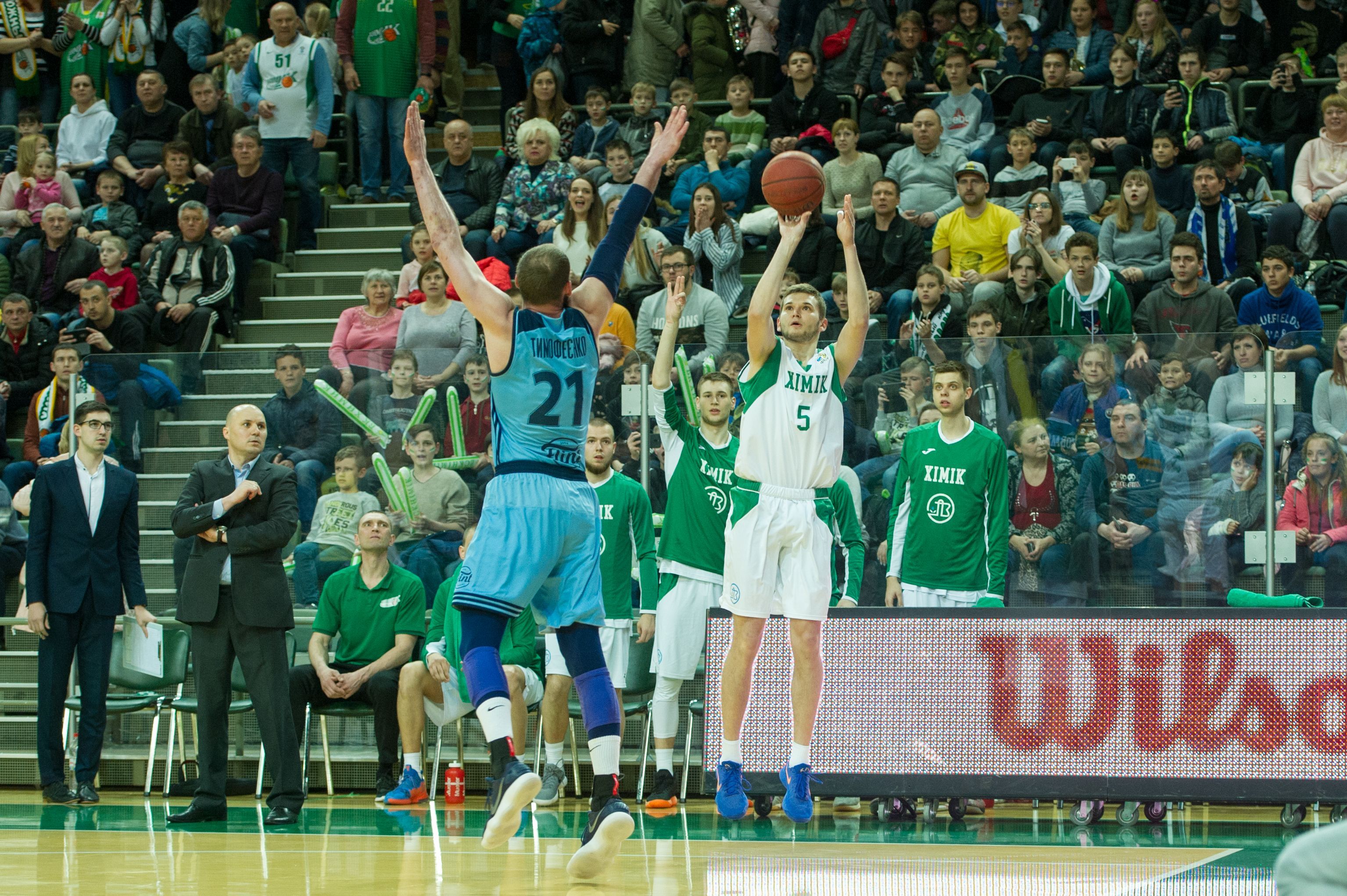 "Химик" в драматичном противостоянии одолел "Днепр" и вышел в финал Суперлиги "Химик" в драматичном противостоянии одолел "Днепр" и вышел в финал Суперлиги