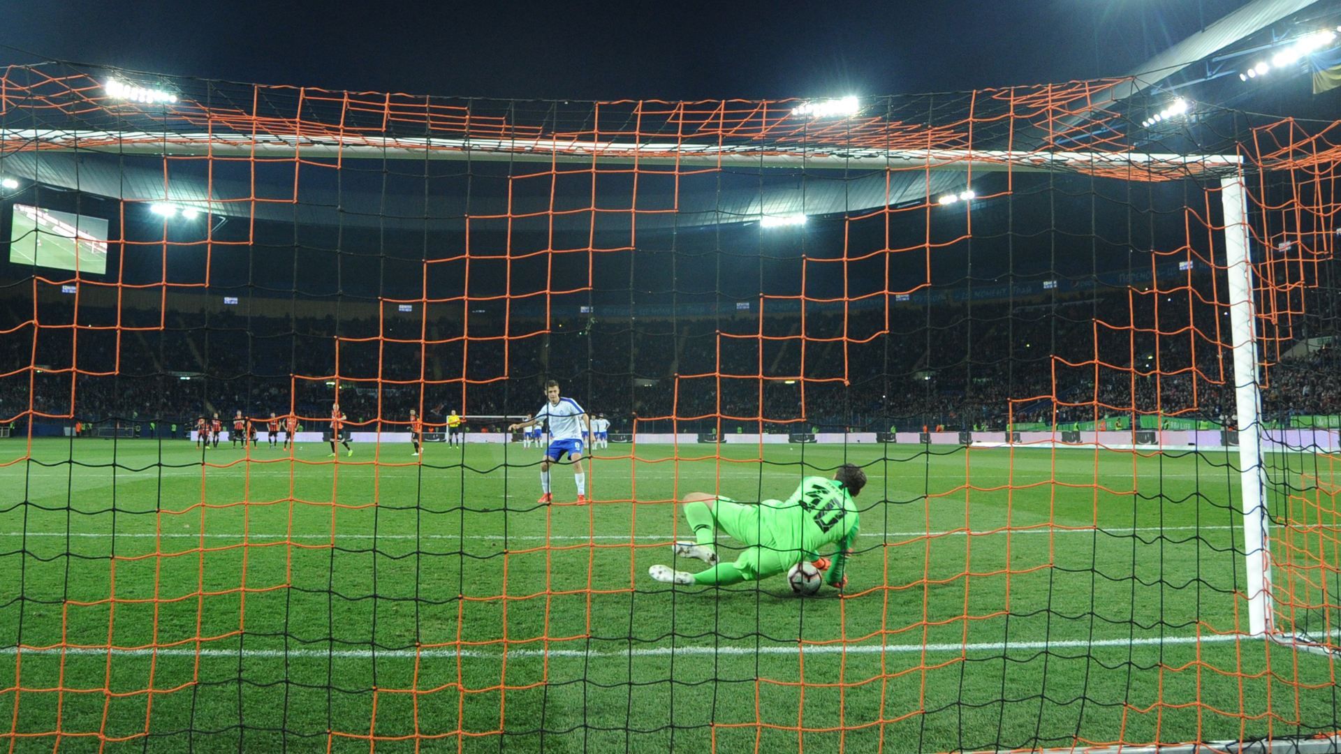 Відео серії пенальті у матчі "Шахтар" – "Динамо" встановило рекорд на YouTube Відео серії пенальті у матчі "Шахтар" – "Динамо" встановило рекорд на YouTube