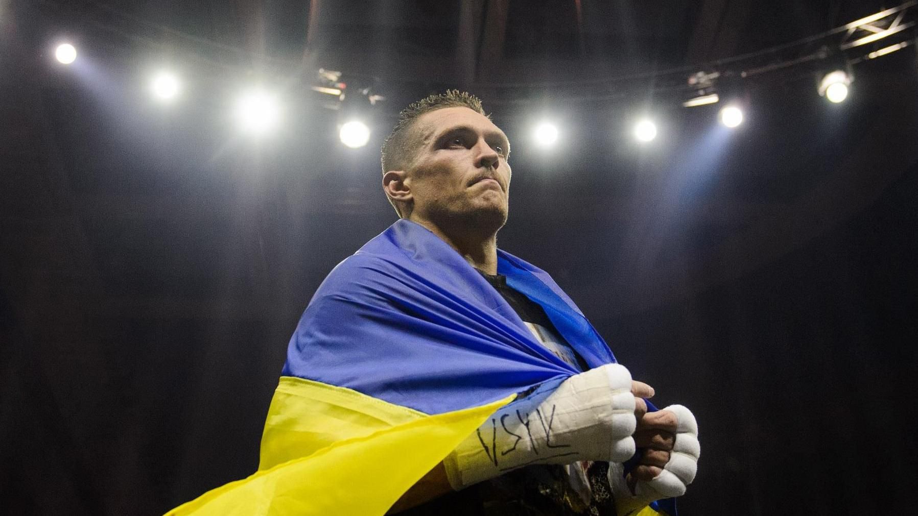 Усик жорстко підбив підсумки другого туру президентських виборів: відео Усик жорстко підбив підсумки другого туру президентських виборів: відео