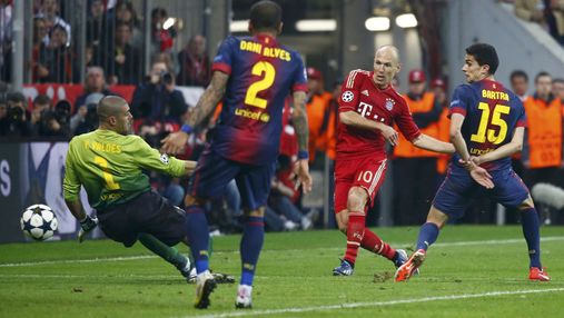 Ретро-видео: как "Бавария" разбила "Барселону" в полуфинале Лиги чемпионов