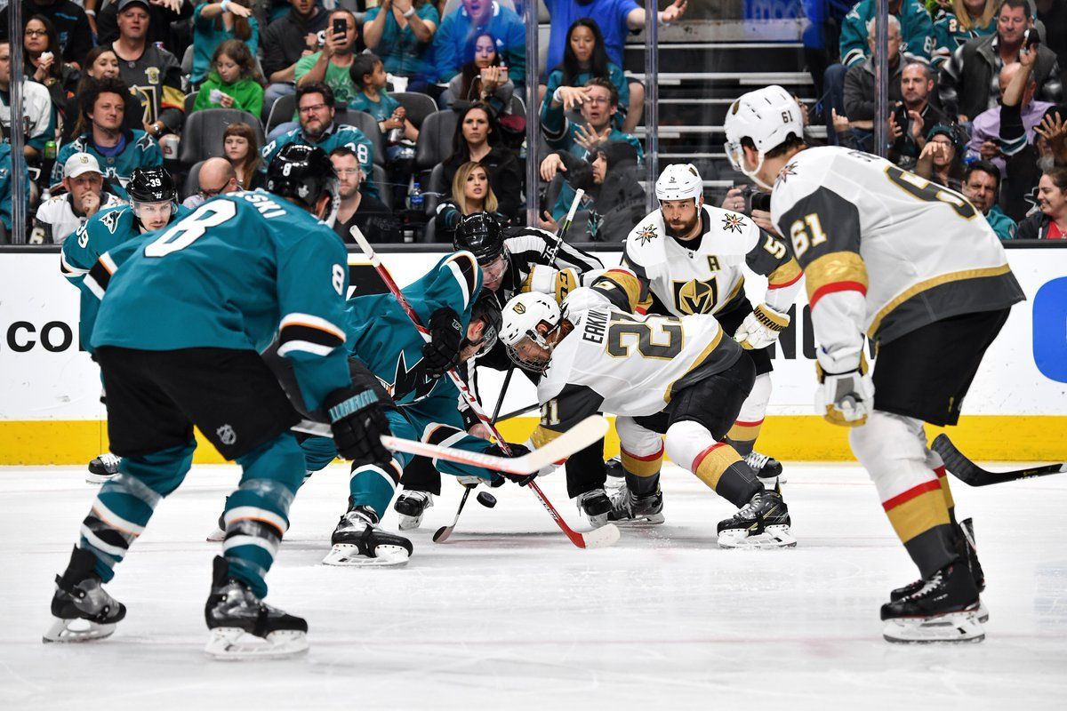 "Вегас" проиграл решающий матч плей-офф НХЛ, пропустив четыре шайбы за 5 минут: видео "Вегас" проиграл решающий матч плей-офф НХЛ, пропустив четыре шайбы за 5 минут: видео