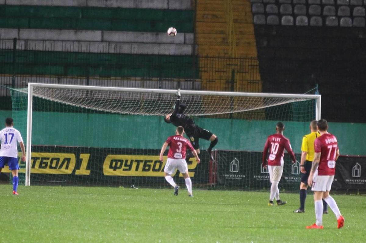 "Динамо" вдев'ятьох обіграло "Львів": відео "Динамо" вдев'ятьох обіграло "Львів": відео