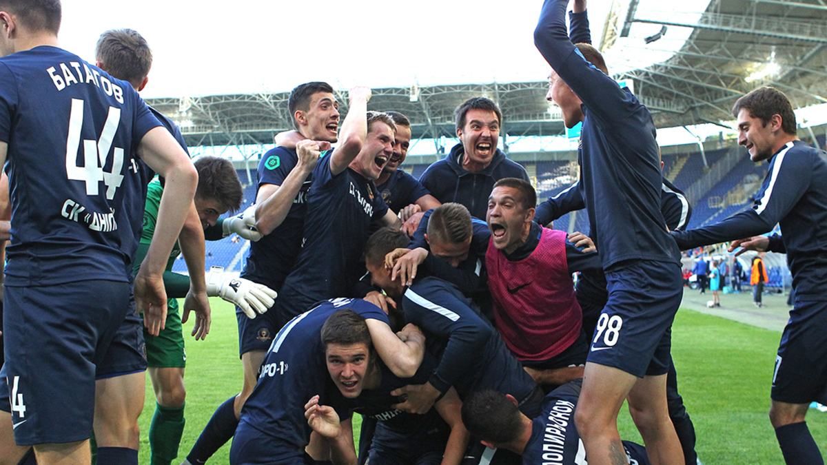 "Днепр-1" вышел в УПЛ благодаря поражению соперников "Днепр-1" вышел в УПЛ благодаря поражению соперников