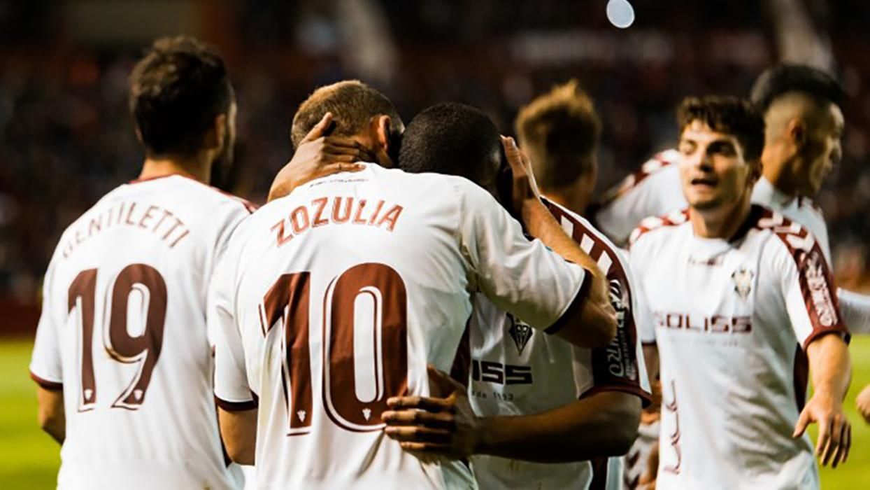 Роман Зозуля забив два голи в Іспанії й допоміг "Альбасете" перемогти: відео Роман Зозуля забив два голи в Іспанії й допоміг "Альбасете" перемогти: відео