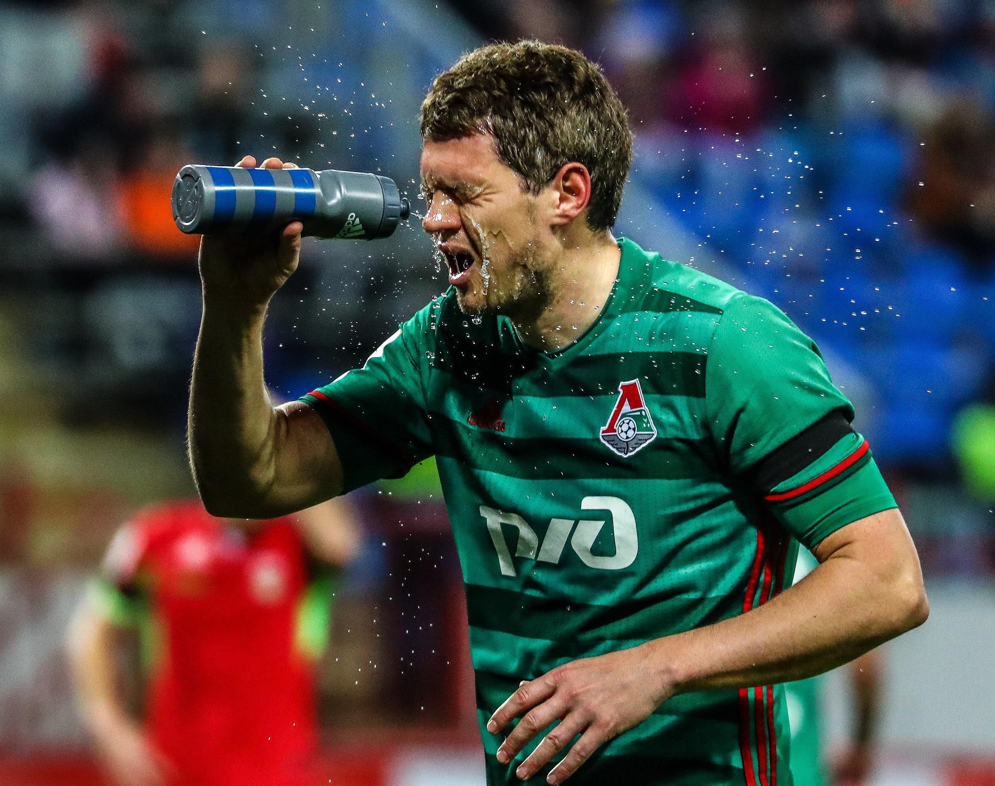 Екс-захисник збірної України заявив про відхід з російського клубу, в якому провів 6 років Екс-захисник збірної України заявив про відхід з російського клубу, в якому провів 6 років