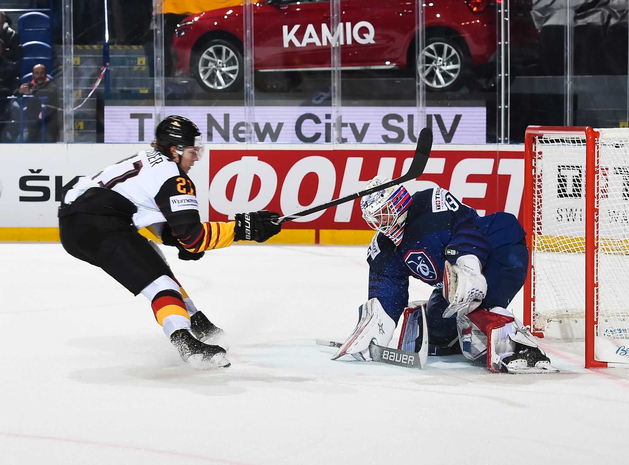 Німеччина та Швейцарія закинули по чотири шайби у ворота суперників на ЧС з хокею: відео Німеччина та Швейцарія закинули по чотири шайби у ворота суперників на ЧС з хокею: відео