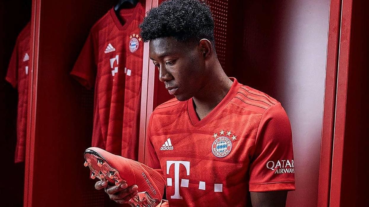 "Баварія" ефектно презентувала нову форму: відео "Баварія" ефектно презентувала нову форму: відео