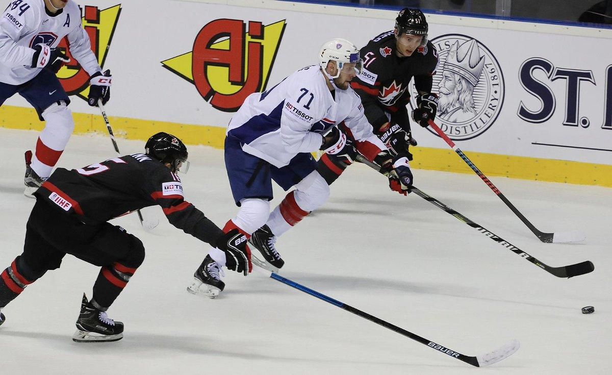 Збірна Канади з хокею ледь не зганьбилася у матчі з Францією, шведи зім'яли Австрію: відео