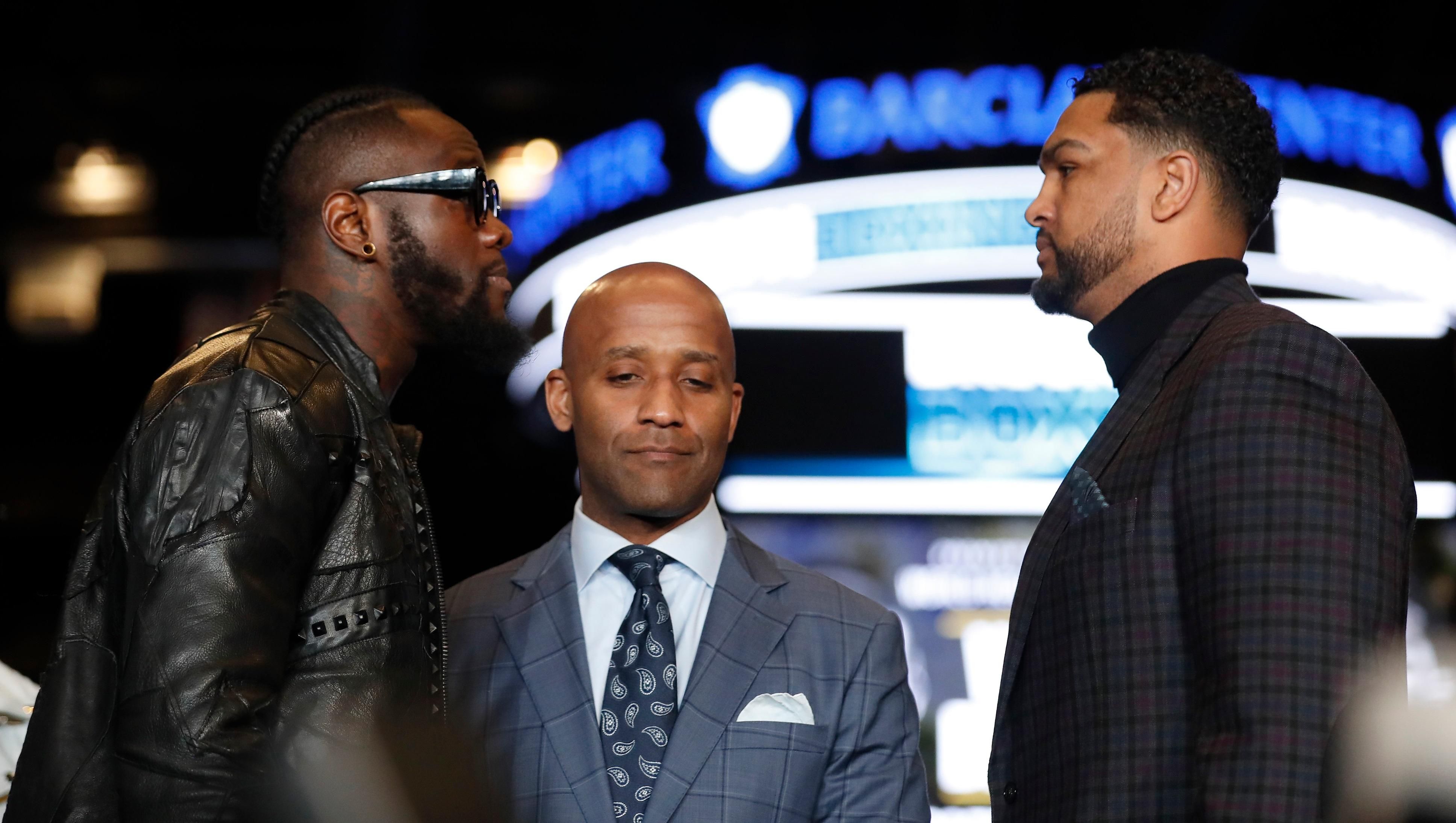 Уайлдер і Брізіл провели "вогняну" дуель поглядів: відео Уайлдер і Брізіл провели "вогняну" дуель поглядів: відео