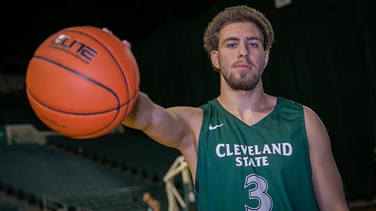 Коломойський прибув в Україну, бо його син підписує контракт з баскетбольною командою Коломойський прибув в Україну, бо його син підписує контракт з баскетбольною командою