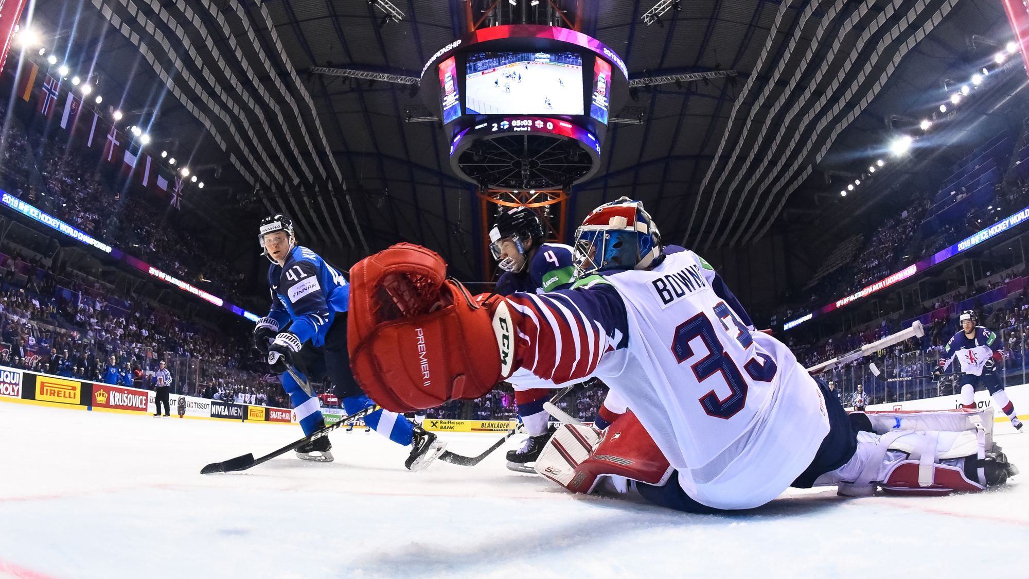 Чехия и Финляндия одержали разгромные победы на чемпионате мира по хоккею: видео