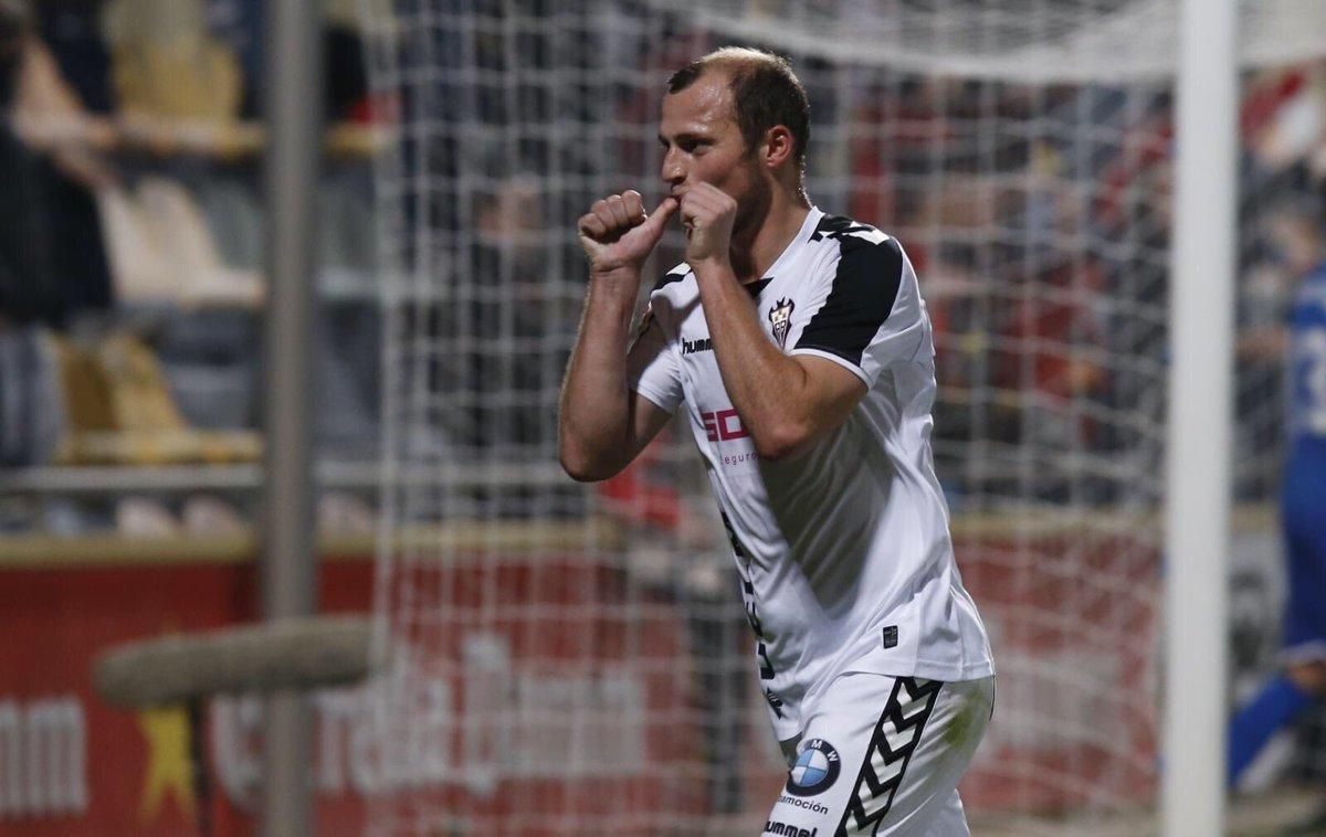 Игрок сборной Украины стал лучшим игроком тура в чемпионате Испании Игрок сборной Украины стал лучшим игроком тура в чемпионате Испании