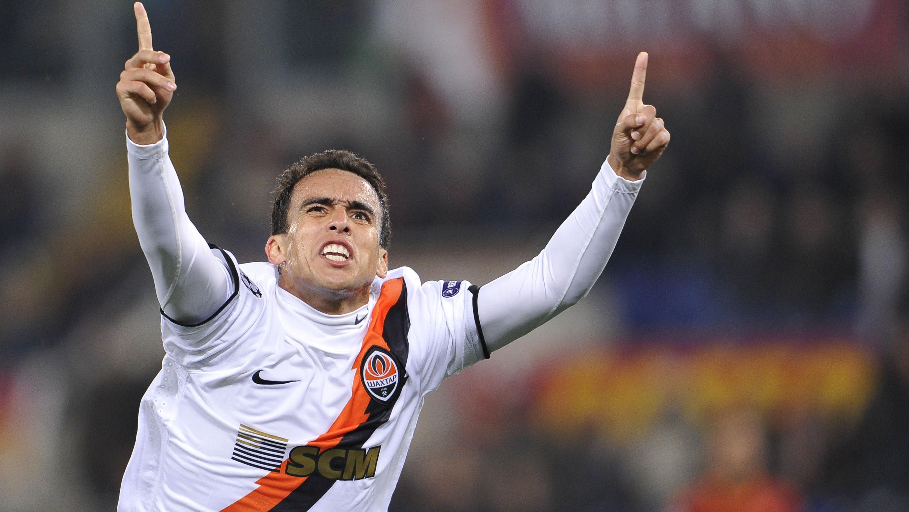 "Шахтар" випустив провокаційні футболки про "Динамо": фото "Шахтар" випустив провокаційні футболки про "Динамо": фото