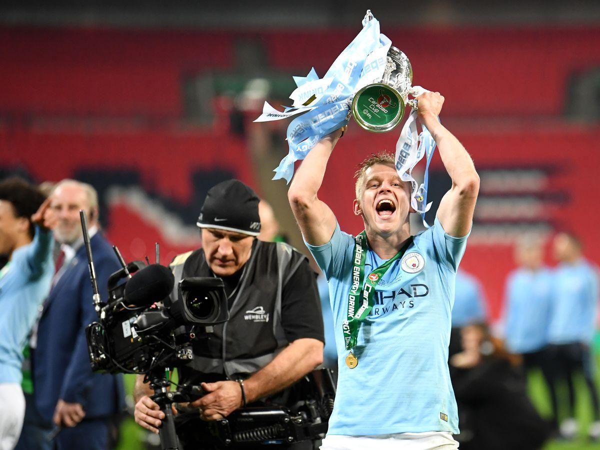 Зінченко підняв над головою чемпіонський кубок УПЛ: відео Зінченко підняв над головою чемпіонський кубок УПЛ: відео