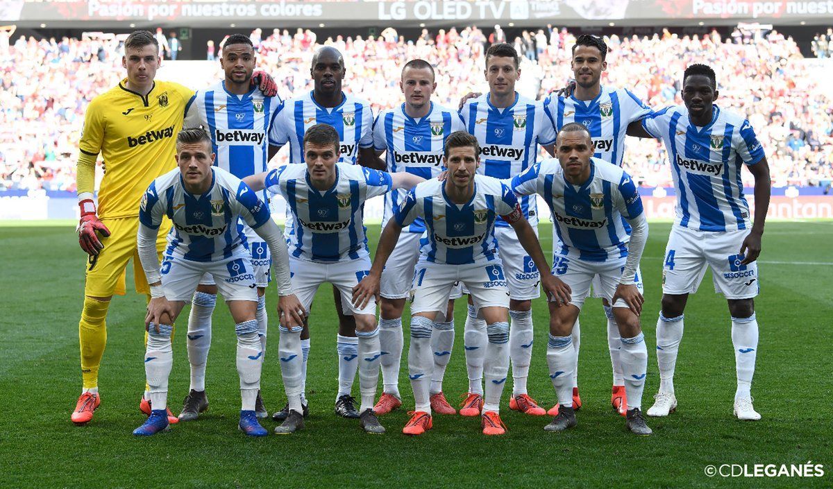 Украинские футболисты получат фантастические призовые от испанского клуба Украинские футболисты получат фантастические призовые от испанского клуба