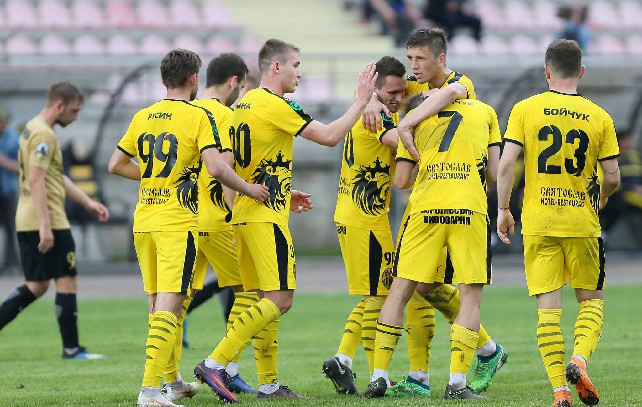 Команда Першої ліги забила 10 голів у ворота суперників: відео Команда Першої ліги забила 10 голів у ворота суперників: відео