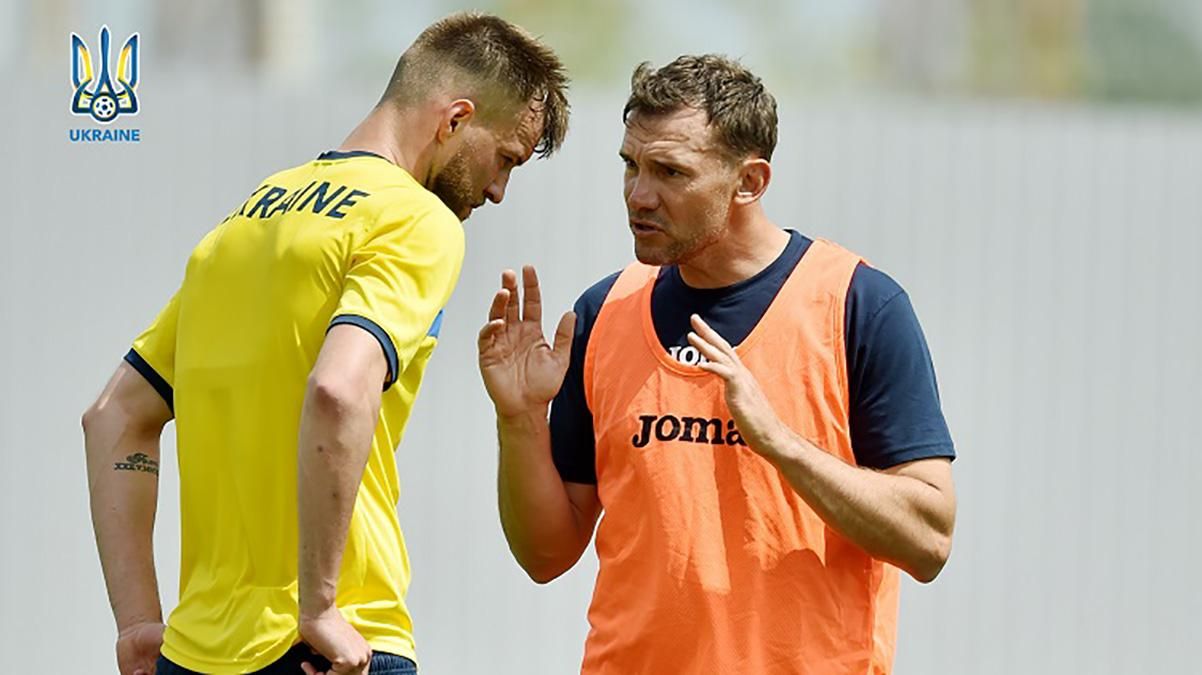 Шевченко пояснив, чому викликав травмованого Ярмоленка на матчі збірної України Шевченко пояснив, чому викликав травмованого Ярмоленка на матчі збірної України
