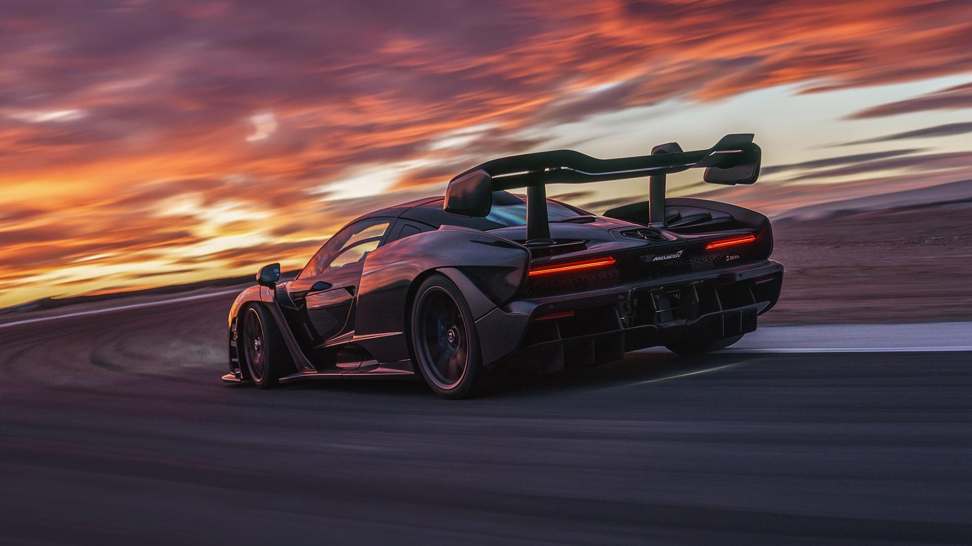 Кріштіану Роналду похвалився новим автомобілем McLaren Senna, який коштує 1 мільйон євро: відео Кріштіану Роналду похвалився новим автомобілем McLaren Senna, який коштує 1 мільйон євро: відео