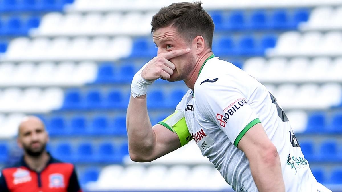 "Карпаты" и "Черноморец" сыграют переходные матчи, "Арсенал" вылетел в Первую лигу "Карпаты" и "Черноморец" сыграют переходные матчи, "Арсенал" вылетел в Первую лигу