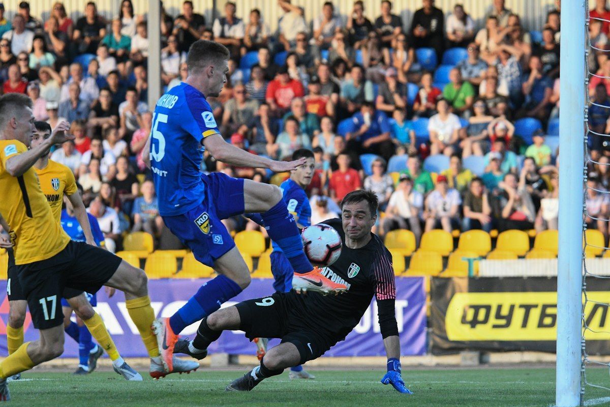 "Динамо" в меньшинстве победило "Александрию" благодаря дублю Цыганкова: видео "Динамо" в меньшинстве победило "Александрию" благодаря дублю Цыганкова: видео