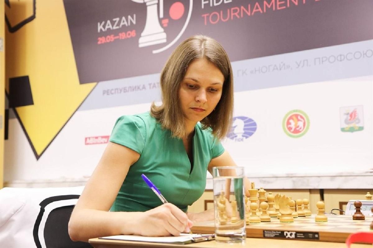Мария Музычук сыграла второй матч вничью на турнире в России, Анна – проиграла