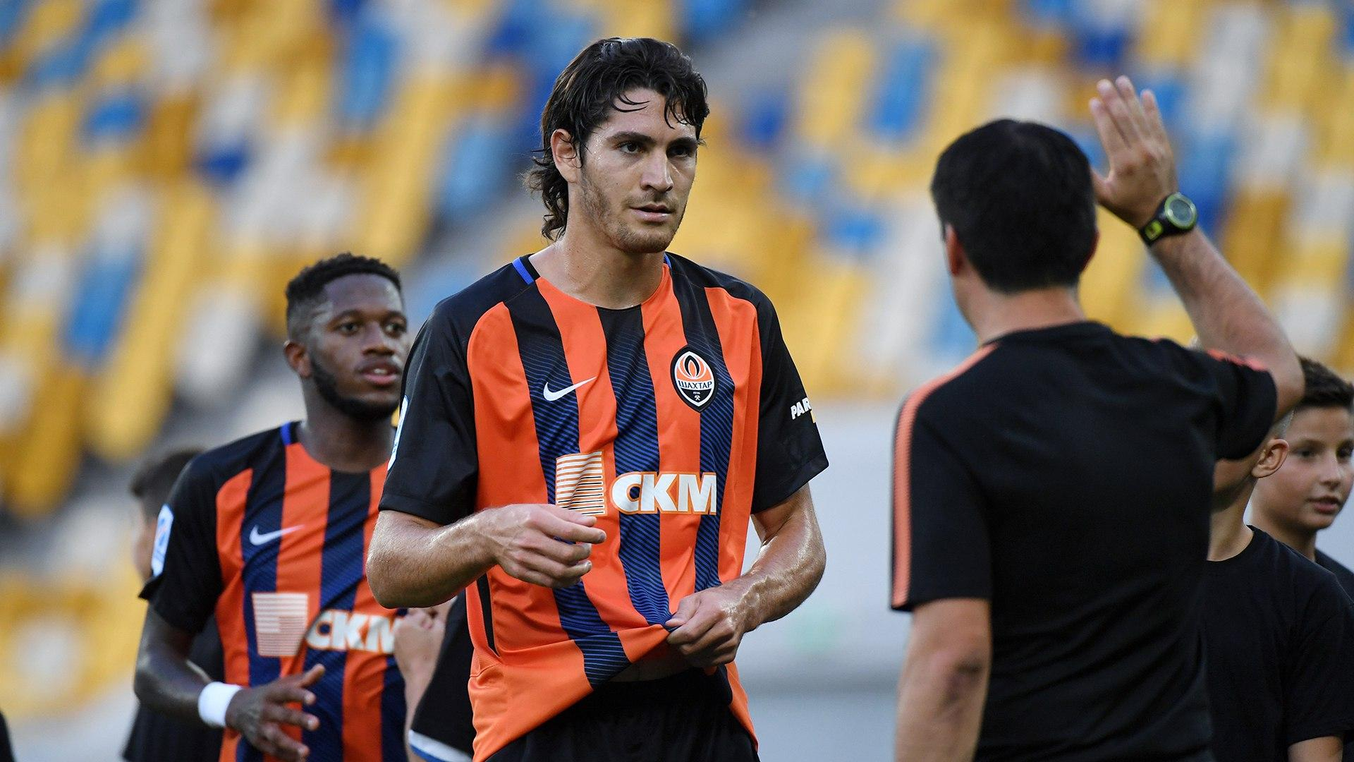 "Шахтер" хочет вернуть в клуб аргентинского форварда