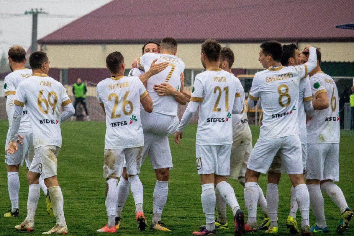 Клуб з Першої ліги хоче грати домашні матчі на НСК "Олімпійський" Клуб з Першої ліги хоче грати домашні матчі на НСК "Олімпійський"