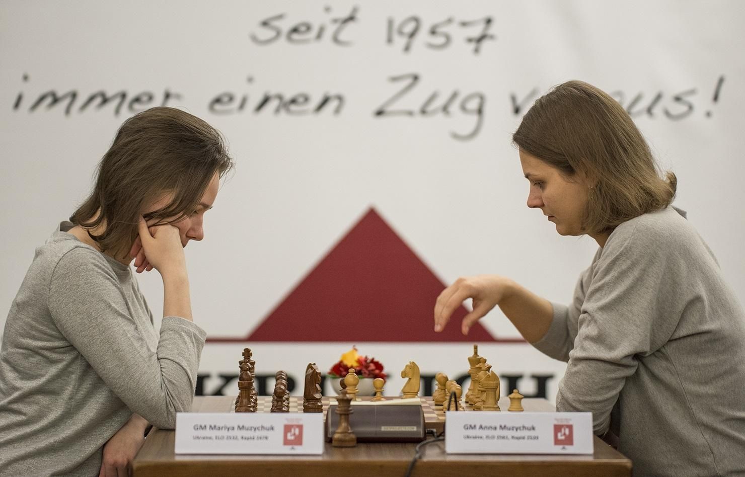 Сестри Музичук здобули нічиї на турнірі претенденток в Росії Сестри Музичук здобули нічиї на турнірі претенденток в Росії