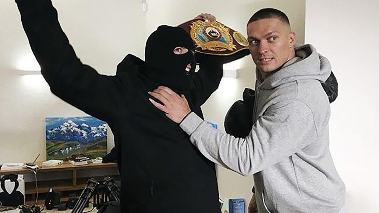 Усик став головним героєм у рекламі відомої компанії: відео Усик став головним героєм у рекламі відомої компанії: відео