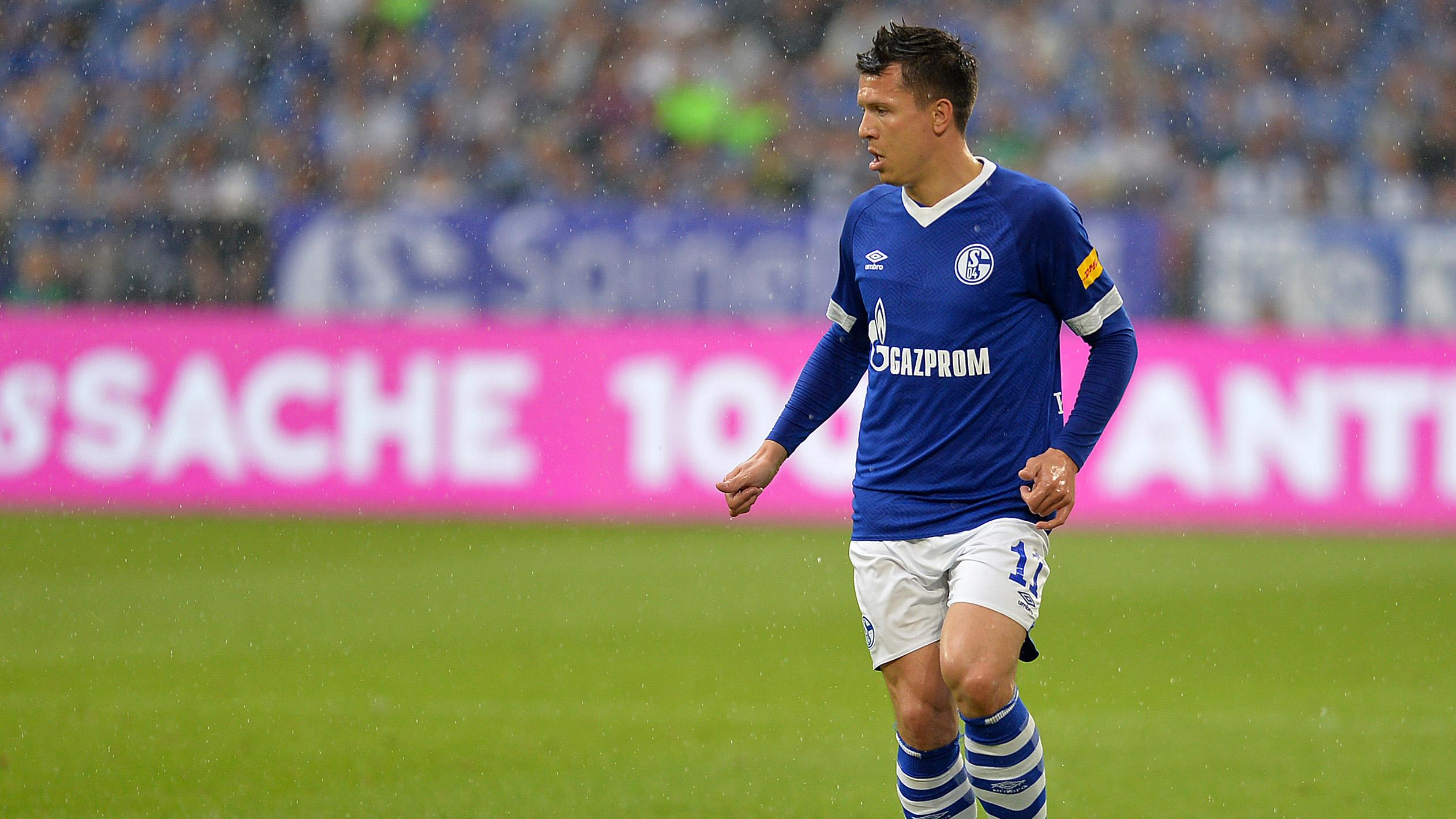 Коноплянка согласовал с "Фенербахче" условия контракта: сколько может зарабатывать вингер