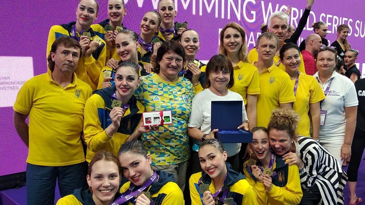 Збірна України з артистичного плавання здобула ще два золота у Суперфіналі Світової серії FINA Збірна України з артистичного плавання здобула ще два золота у Суперфіналі Світової серії FINA