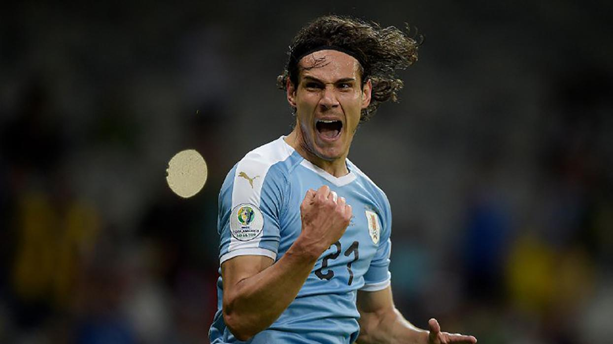 Уругвай уничтожил Эквадор на Копа Америка, Катар совершил камбэк в матче против Парагвая
