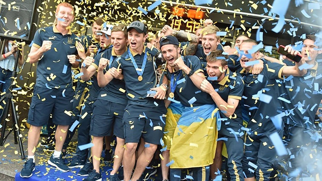 Футболистам сборной Украины U-20 присвоили высокое спортивное звание