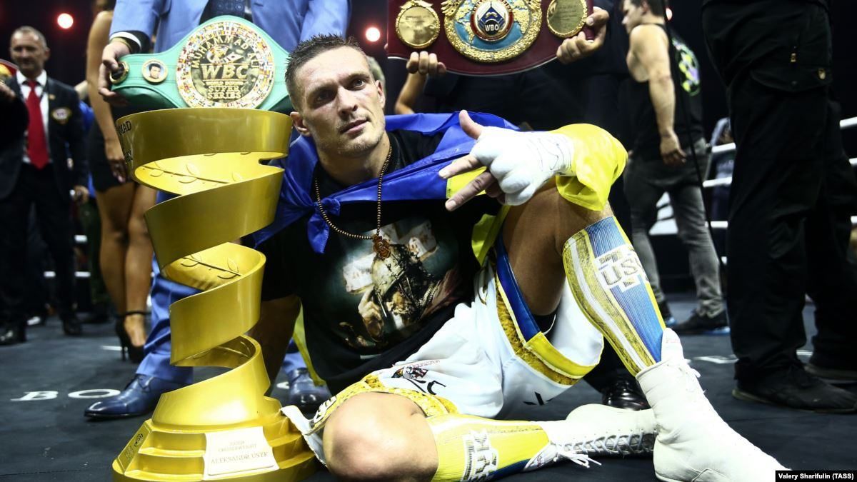 Віталій Кличко зізнався, коли Усик проведе перший бій на НСК "Олімпійський" Віталій Кличко зізнався, коли Усик проведе перший бій на НСК "Олімпійський"