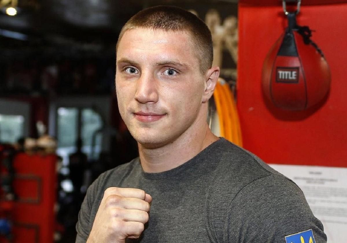 Непобедимый украинский супертяж не оставил живого места от российского боксера: видео