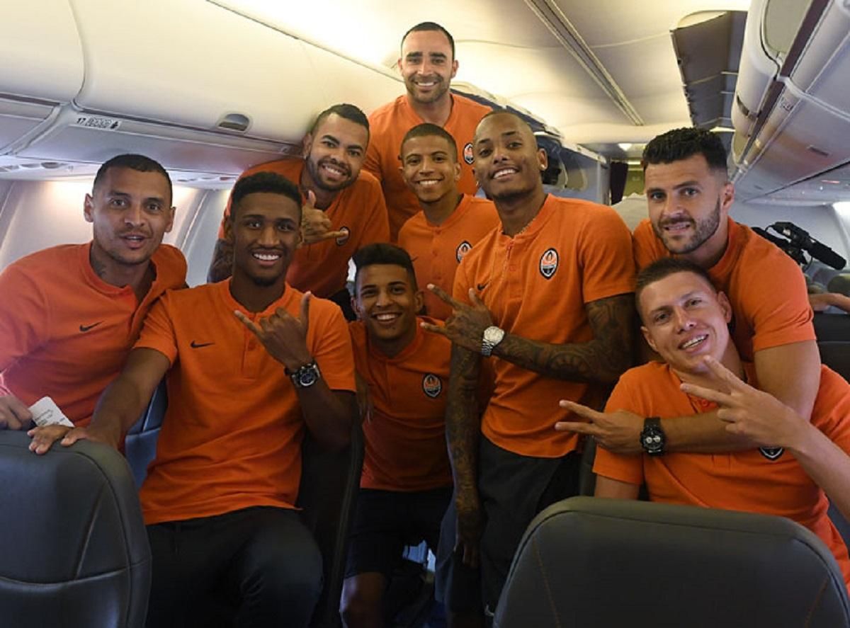 "Шахтар" вирушив на перші збори без 5 футболістів: склад команди "Шахтар" вирушив на перші збори без 5 футболістів: склад команди