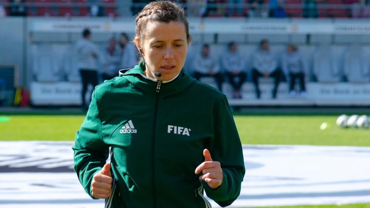 Українська арбітерка судитиме матч чемпіонату світу серед жінок на "Парк де Пренс" Українська арбітерка судитиме матч чемпіонату світу серед жінок на "Парк де Пренс"