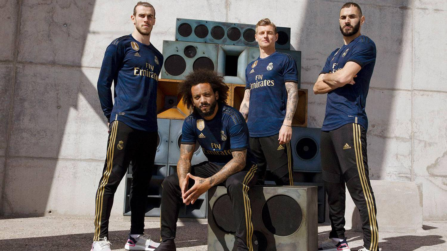 "Реал" эффектным роликом презентовал новый комплект формы: видео