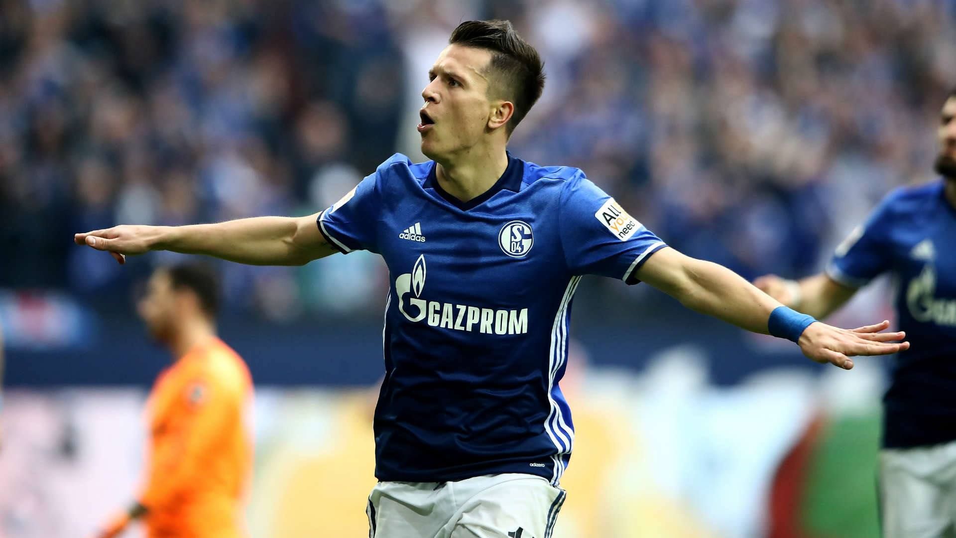 В "Шальке" подтвердили переход Коноплянки В "Шальке" подтвердили переход Коноплянки