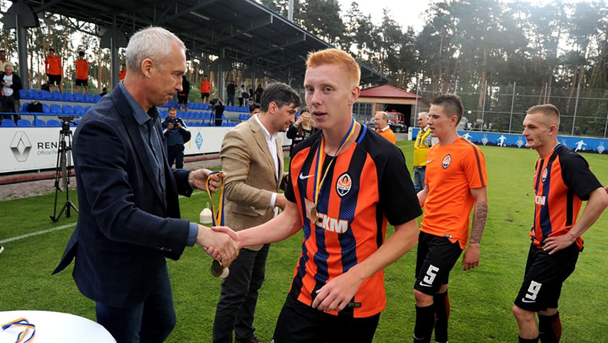 "Шахтер" официально отпустил чемпиона мира в другой клуб "Шахтер" официально отпустил чемпиона мира в другой клуб