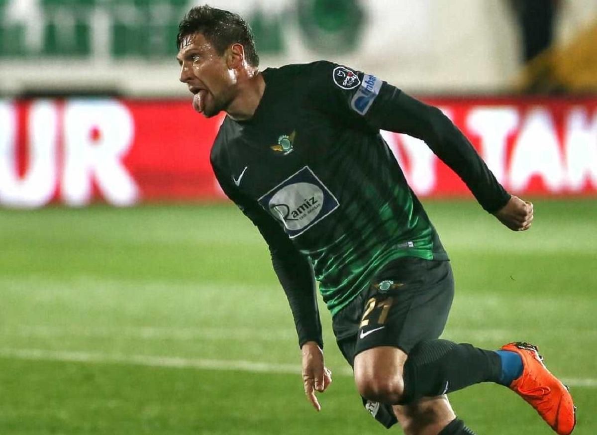 Известный украинский форвард может вернуться в Турцию Известный украинский форвард может вернуться в Турцию