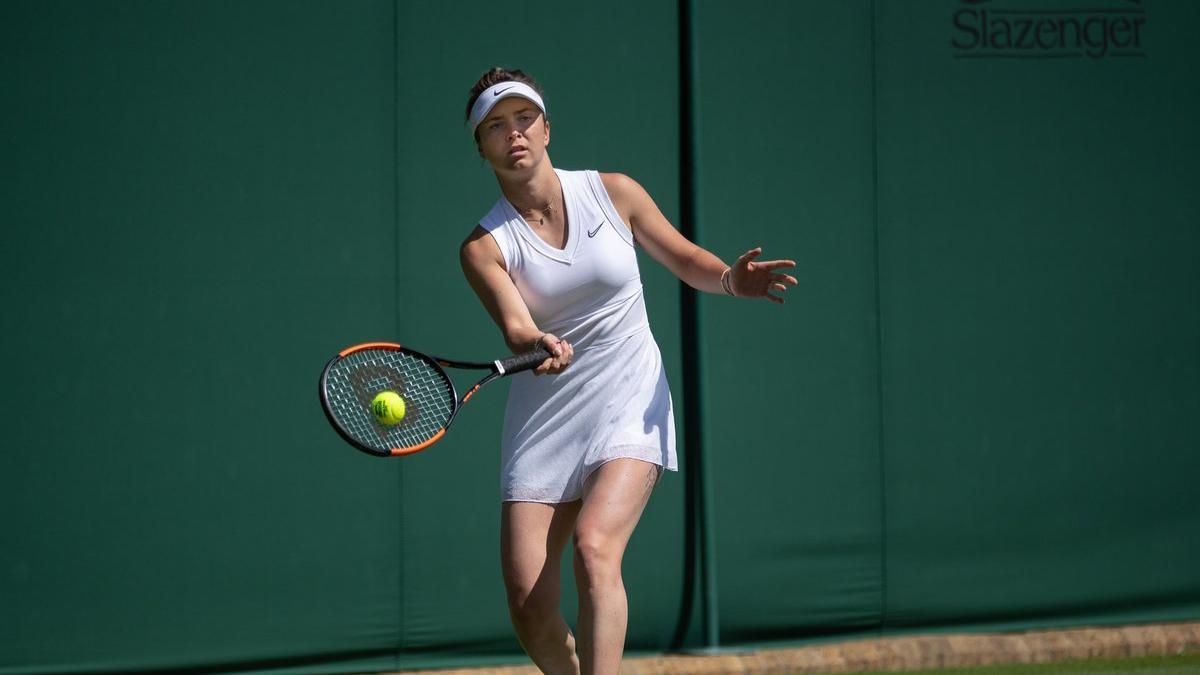 Свитолина не без проблем вышла в 1/8 финала Уимблдона Свитолина не без проблем вышла в 1/8 финала Уимблдона