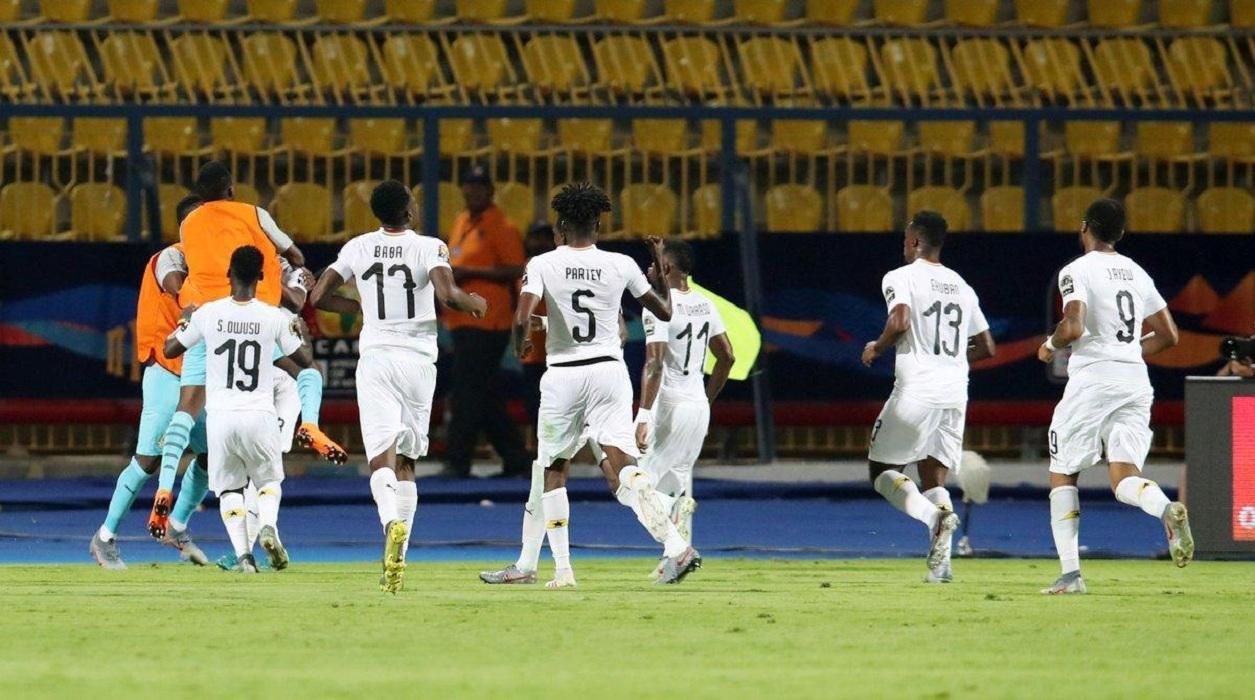 КАН: Заа вивів Кот-д'Івуар у чвертьфінал, Туніс по пенальті переміг Гану (відео)