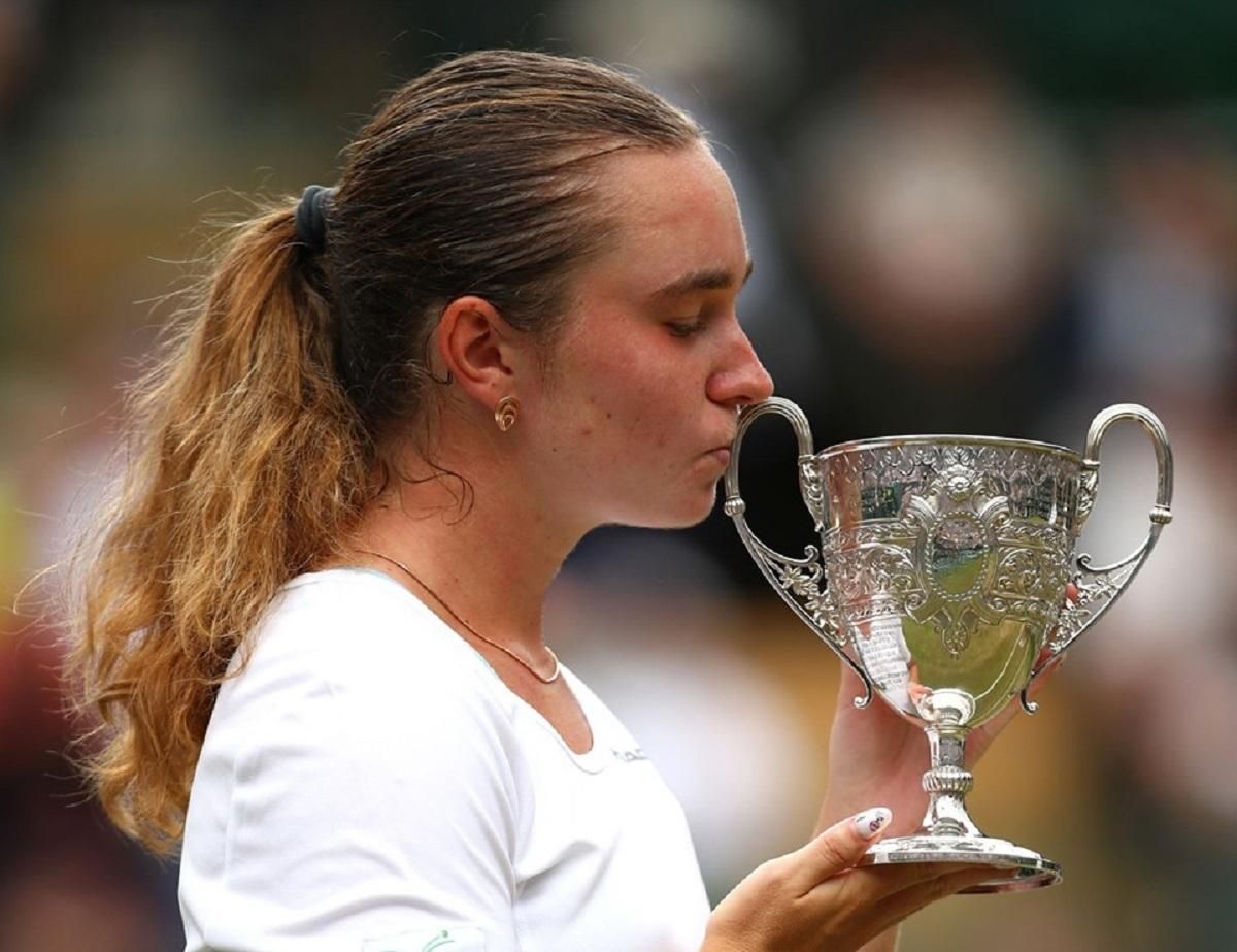Снігур тільки друга українка, якій підкорився Вімблдон: яскраві фото перемоги Снігур тільки друга українка, якій підкорився Вімблдон: яскраві фото перемоги