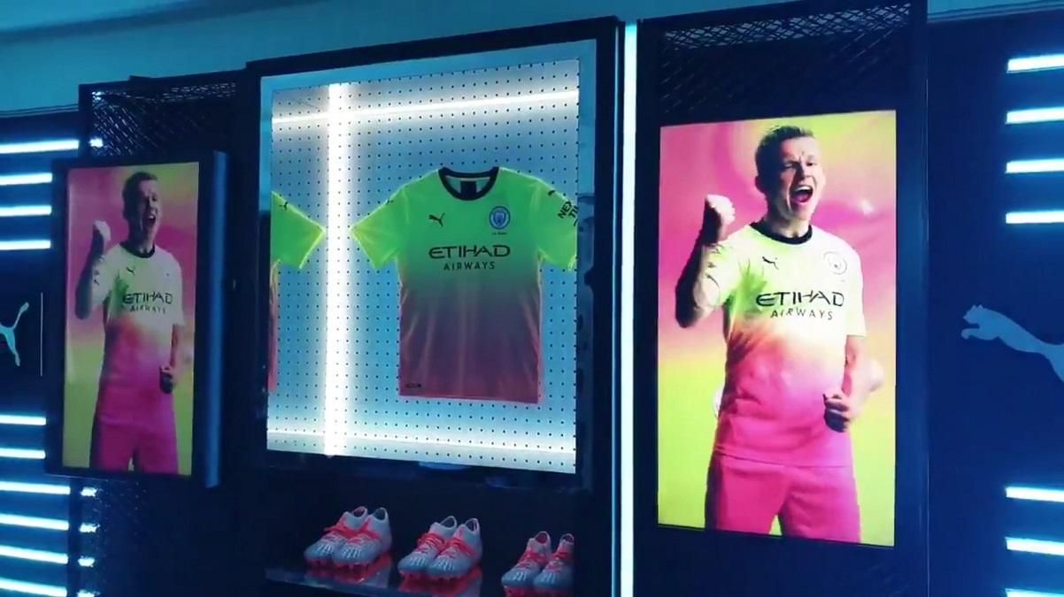 Зинченко представил необычный комплект формы "Манчестер Сити": яркое видео