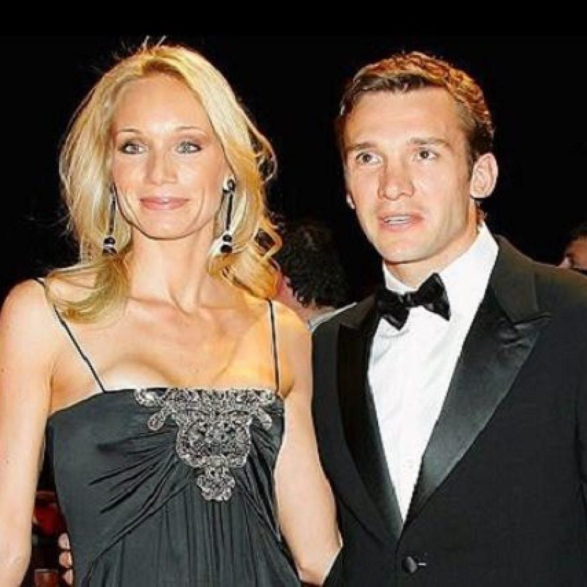 Шевченко в сімейному колі відсвяткував 15-річчя весілля з Крістен Пазік: милі фото Шевченко в сімейному колі відсвяткував 15-річчя весілля з Крістен Пазік: милі фото