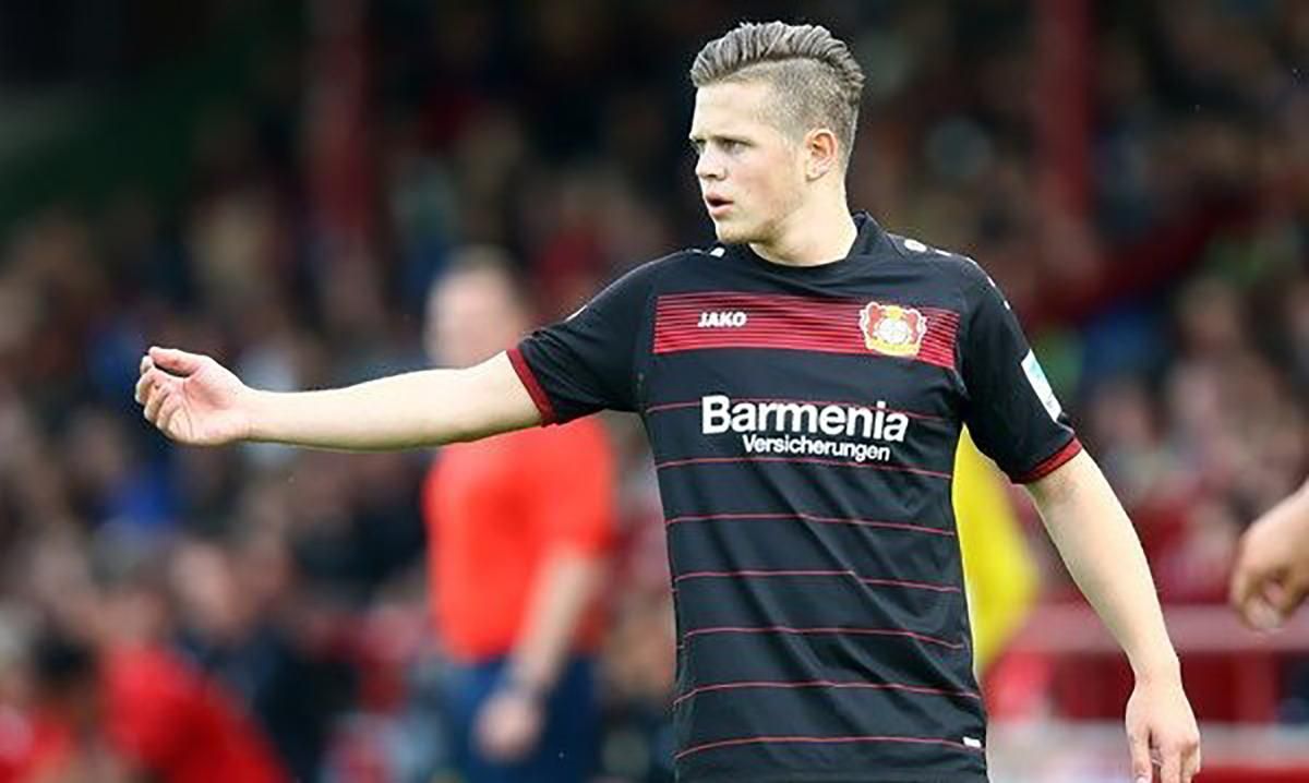 "Заря" официально усилилась тремя легионерами и украинцем "Заря" официально усилилась тремя легионерами и украинцем