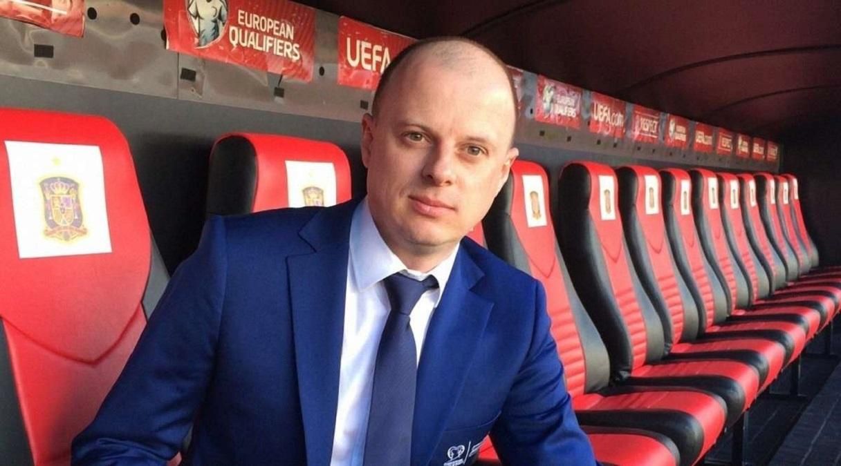 Відомий коментатор офіційно покинув телеканали "Футбол 1/2" Відомий коментатор офіційно покинув телеканали "Футбол 1/2"